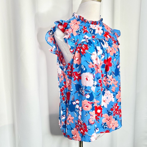 ❗️NWT❗️J.CREW Ruffle-neck Shirred Top - Picture 4 of 8